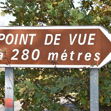 Le Au Bord De La Foret 度假居 Monthermé