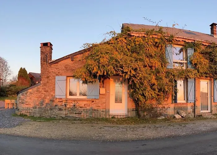 Holiday home Le Au Bord De La Foret