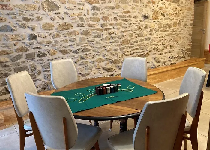 Le Au Bord De La Foret Holiday home Montherme