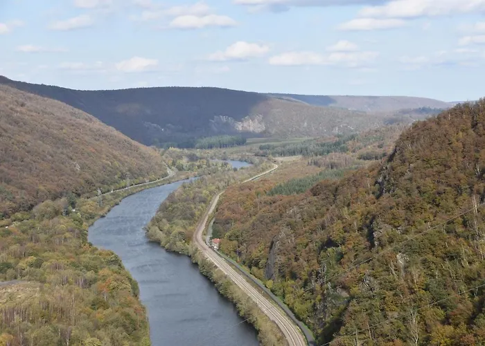 Holiday home Le Au Bord De La Foret